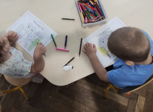 My Family - rysujemy i śpiewamy po angielsku