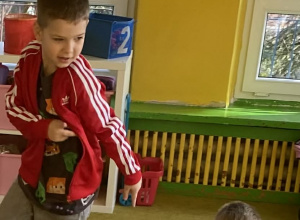 Jeden gra a drugi tańczy